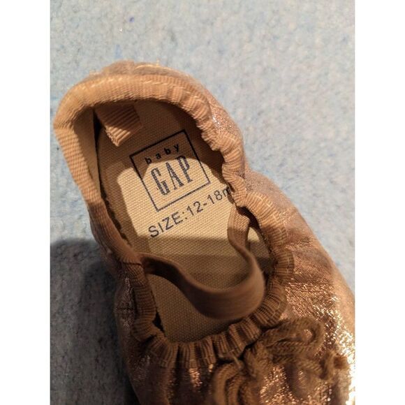Gap baby ballet flats size 12-18 months - Picture 3 of 3